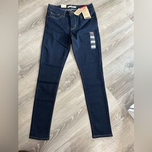 NWT levi’s